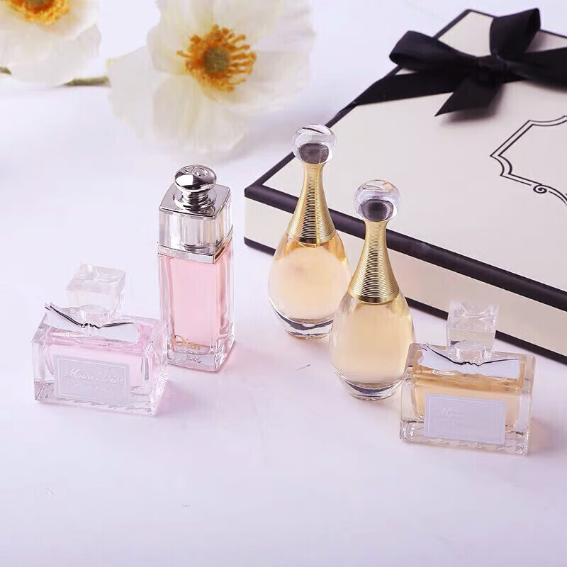 花漾甜心小姐香水淡香氛5ml小样真我心悦香水edt系列限时促销礼盒装五件套香水小样 虎窝购