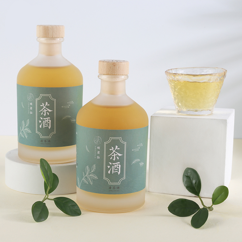 【葡萄酒与果酒协会】峨眉仙清茶酒 果酒 女士低度甜酒 果味果酒 250