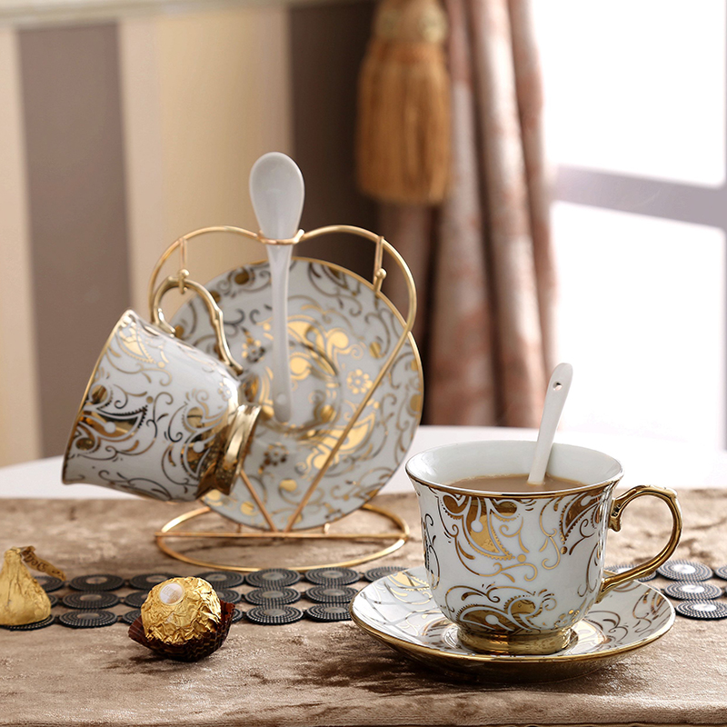 欧式陶瓷咖啡杯套装套具 创意茶具客厅家用水杯马克杯牛奶杯 奶白金2杯2碟2勺+心形架