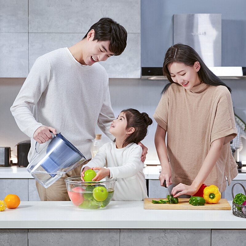 碧然德(BRITA)?滤水壶Marella蓝色3.5L?1壶4芯套装?海洋系列?过滤净水器?家用滤水壶?净水壶配4只滤芯