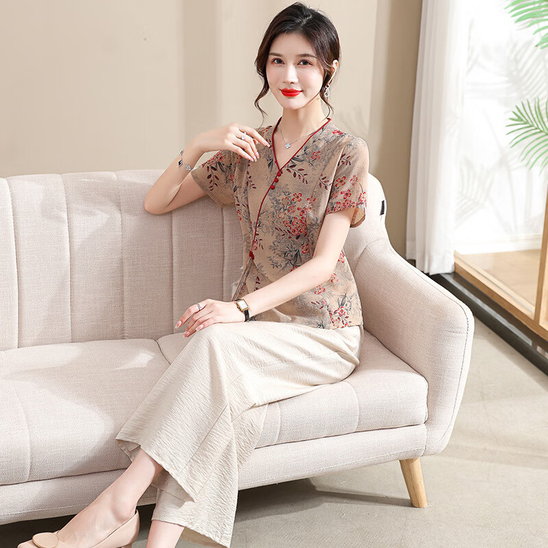 在礼四十岁女人穿的气质女装套装夏天妈妈装夏款2024新款中老年上衣新