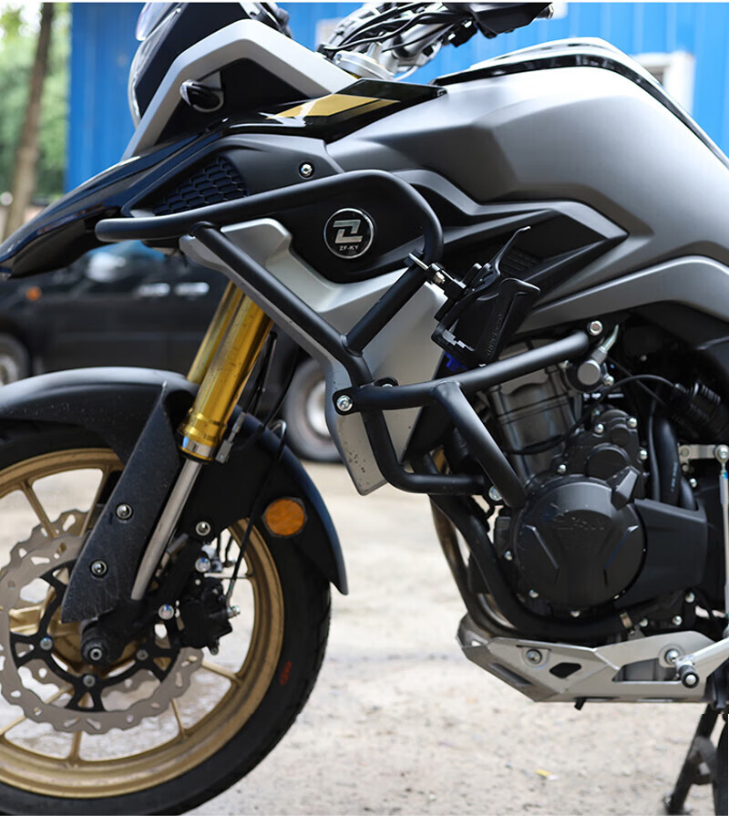 车中下防摔保险杠大灯罩导航支架 凯越500x(中杠)黑色碳钢_新老款通用