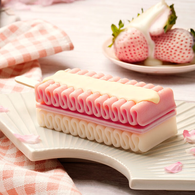 和路雪千层雪棒金赏樱花淡雪草莓轻牛乳口味60g4支拍2件千层雪棒白桃