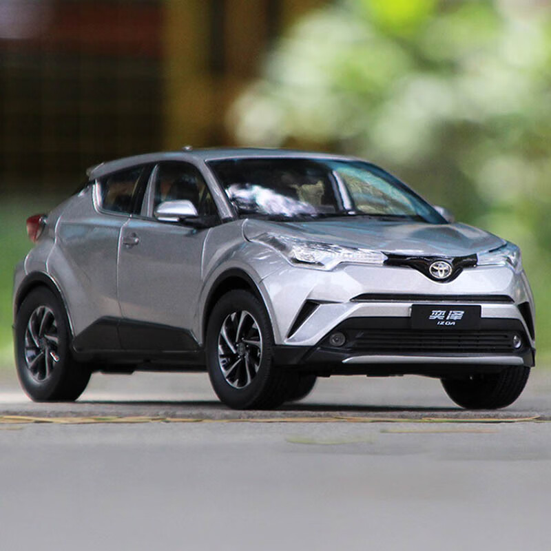 一汽丰田最新款suv,明年上市的丰田suv 一汽丰田全新rav4 荣放2019款 奕泽 izoa 越野车 suv 1:18原厂仿真