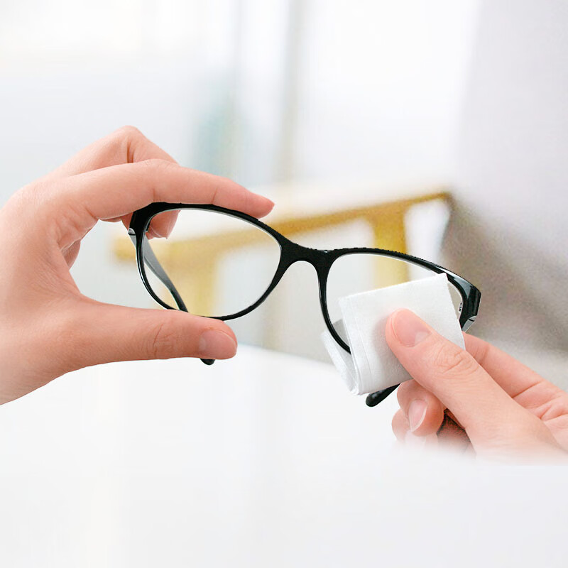 SOFT99原装进口眼镜清洁防雾湿巾 一次性眼镜布 镜片镜头清洁速干擦镜纸 眼镜防雾湿巾 20包/盒