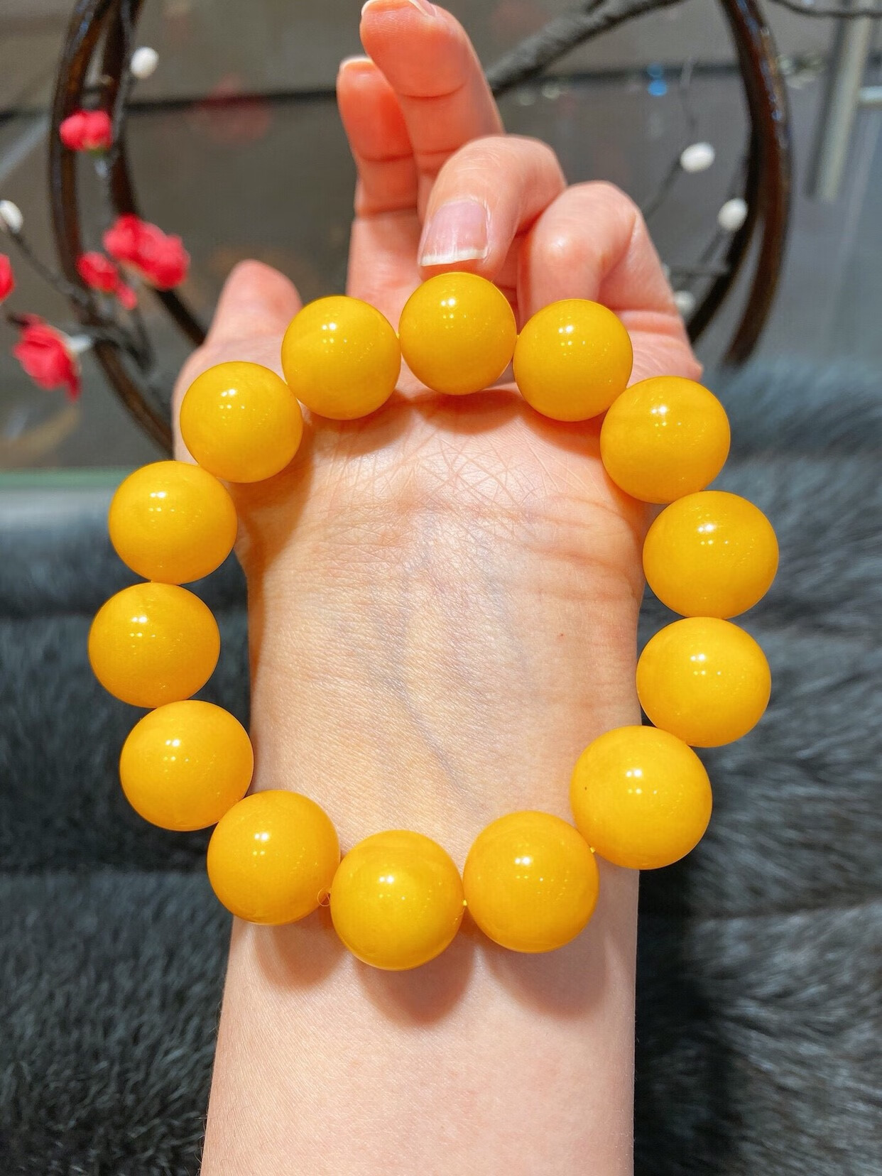 沃韵天然鸡油黄老蜜蜡手链色黄蜡实纳福 重33.75克规格16.2mm左右