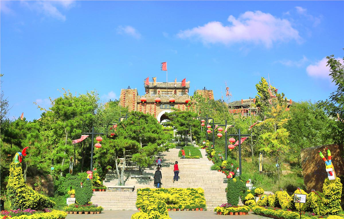 玻璃桥(含滑道)(仅限临沂地区居民使用) 红石寨旅游度假区 景点门票