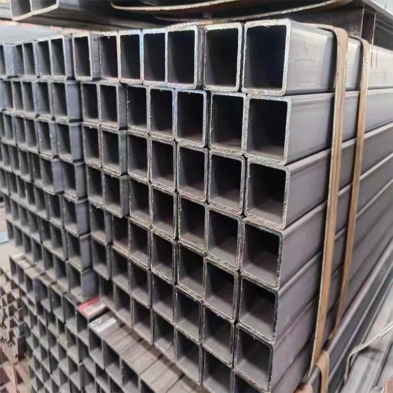 镀锌方刚钢管建筑工地6米国标方通铁管2*2方型管材4x6c的 20*20mm*