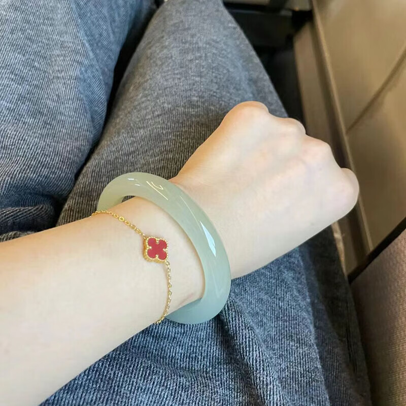 和田玉手镯哪些品牌性价比高？全面评测，2024建议买这10款-图片8