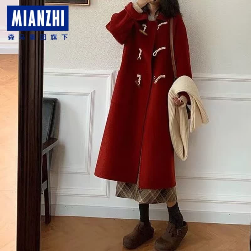 森马旗下棉致高端轻奢双面羊绒毛呢大衣女100%高品质新款赫本风羊毛呢子外套女秋冬2022中长款大衣小 红色 XL属于什么档次？