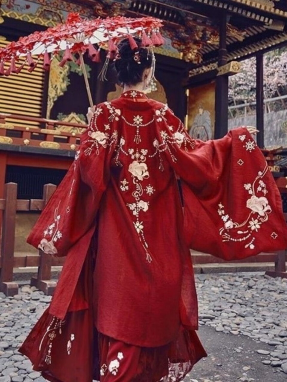 京霆200斤大码汉服明制胖妹妹女古装胖mm重工刺绣花嫁齐腰红色长裙 仅