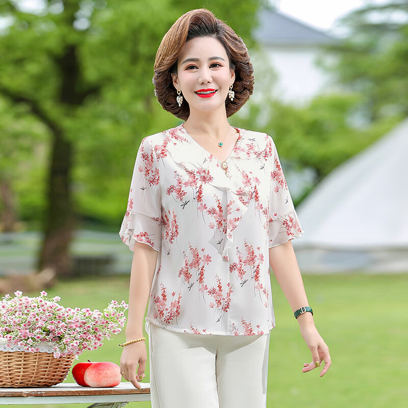 俞兆林母亲节妈妈夏装套装短袖T恤雪纺衫2025新款洋气质中老年女装夏季 绿色(配三角长裤卡其色) 2XL (建议105-115斤)