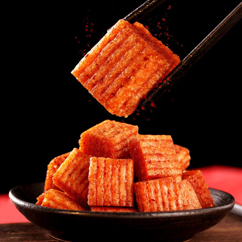 雪伟小马哥 童年怀旧美食 香辣辣条大刀肉 网红零食辣块 大刀肉80个