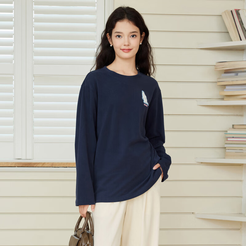 乐町姆明联名2024冬季新款通勤绒感磨毛立体印花长袖T恤上衣 暮蓝色 S