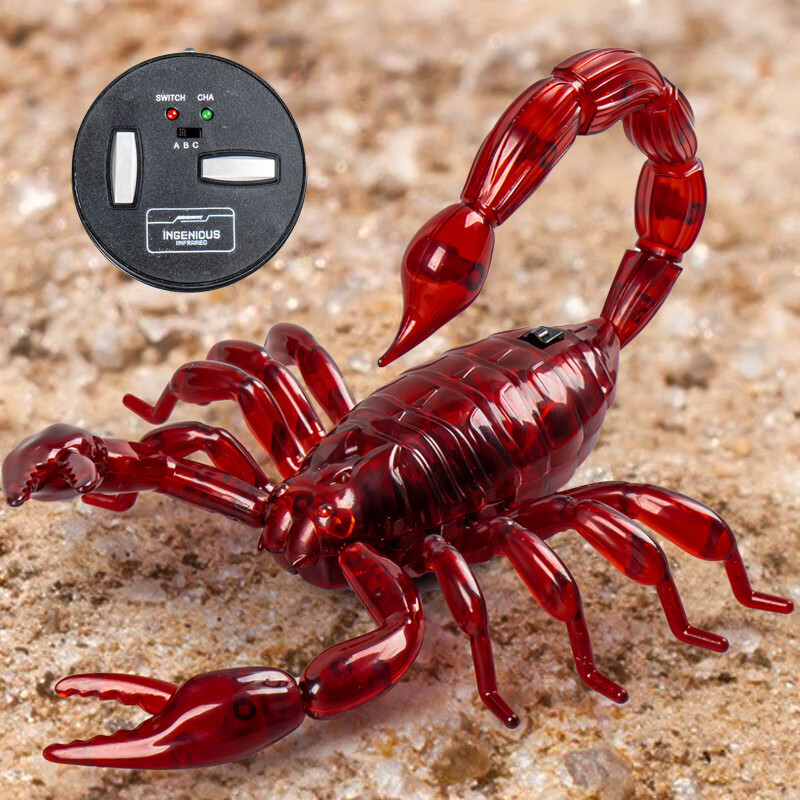 遥控蝎子整蛊玩具逼真红外线摇控爬行蝎子眼睛发光电动动物模型恶搞