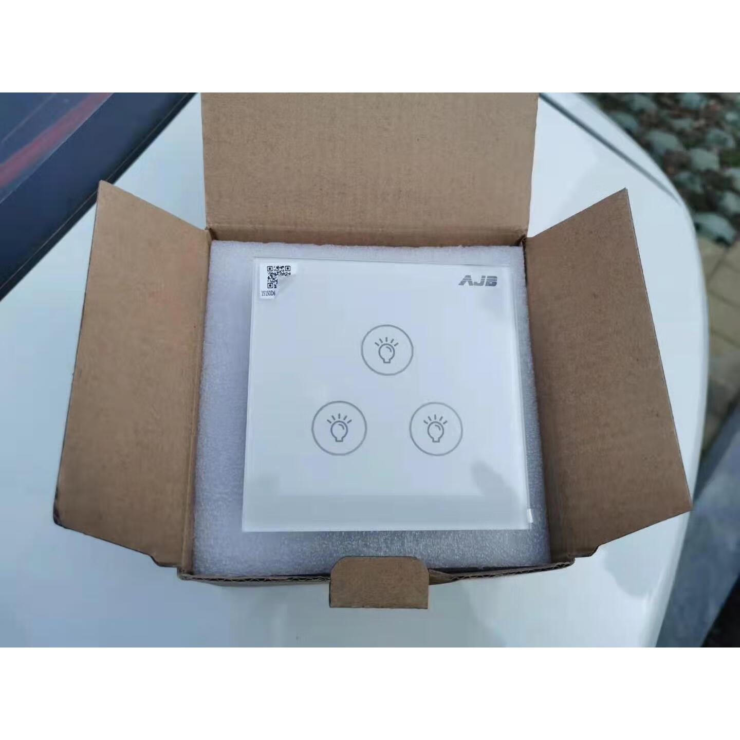 安居宝ajb新款86型碧桂园开关面板 e无线通讯技术智能灯光控制器 白色