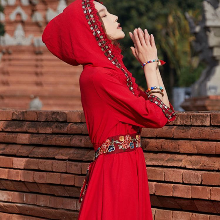 脚踝云南新疆旅游淑女风红色连衣裙青海湖沙滩裙沙漠异域红裙拍照长裙