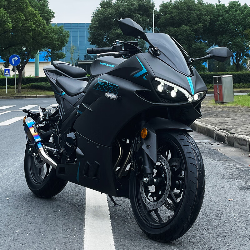 cheng)蛟龙400摩托车机车跑车双缸水冷火牙400重型仿赛地平线可上牌