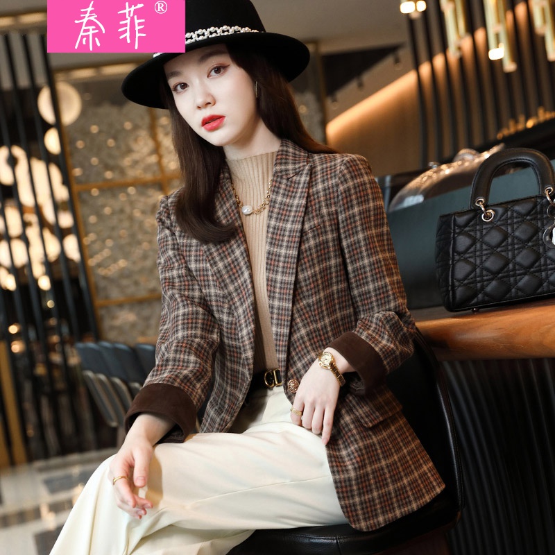 秦菲 英伦风格子西装外套女2021秋冬新款韩版宽松显瘦一粒扣短款小