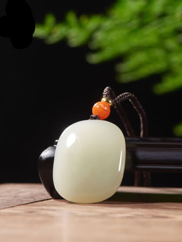 恋上心官方 新疆和田玉天然晴水玉石羊脂白玉 面包款平安吊坠无事牌