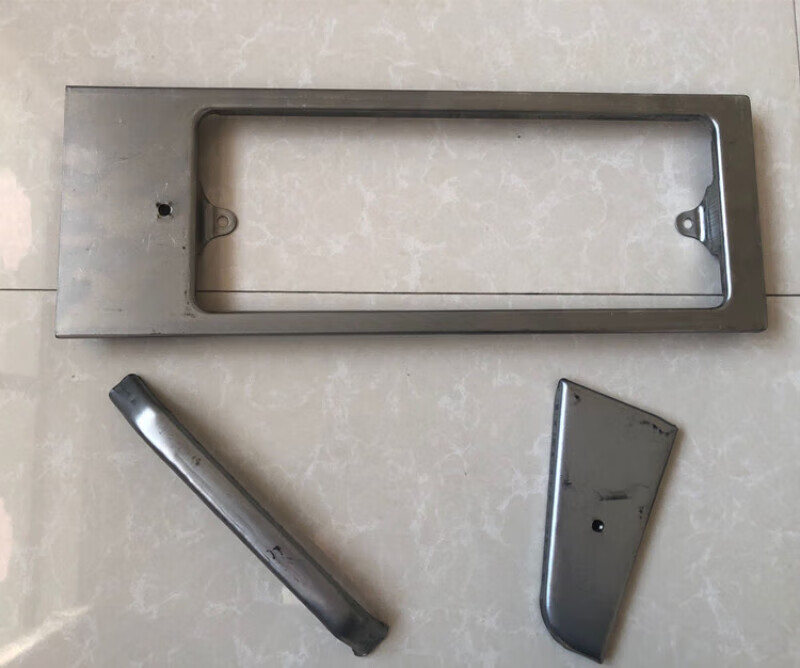 工马适配长安神骐t20后尾灯支架 星卡货车1025 1035后组合灯框架铁架