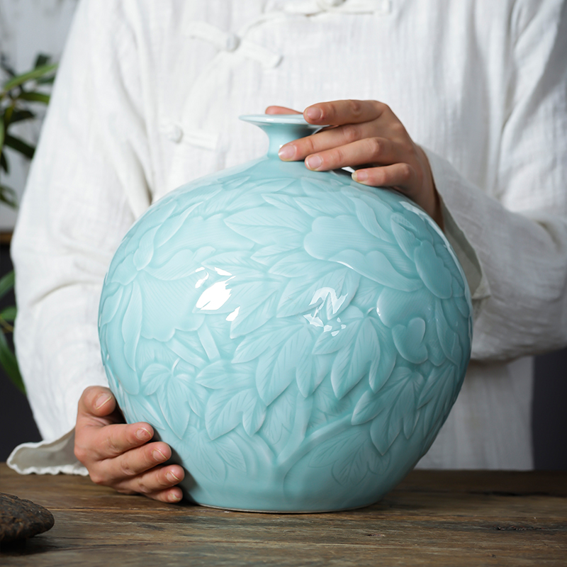 瑾邵景德镇瓷器花瓶陶瓷手工浮雕插花摆件新中式家居客厅电视柜装饰品