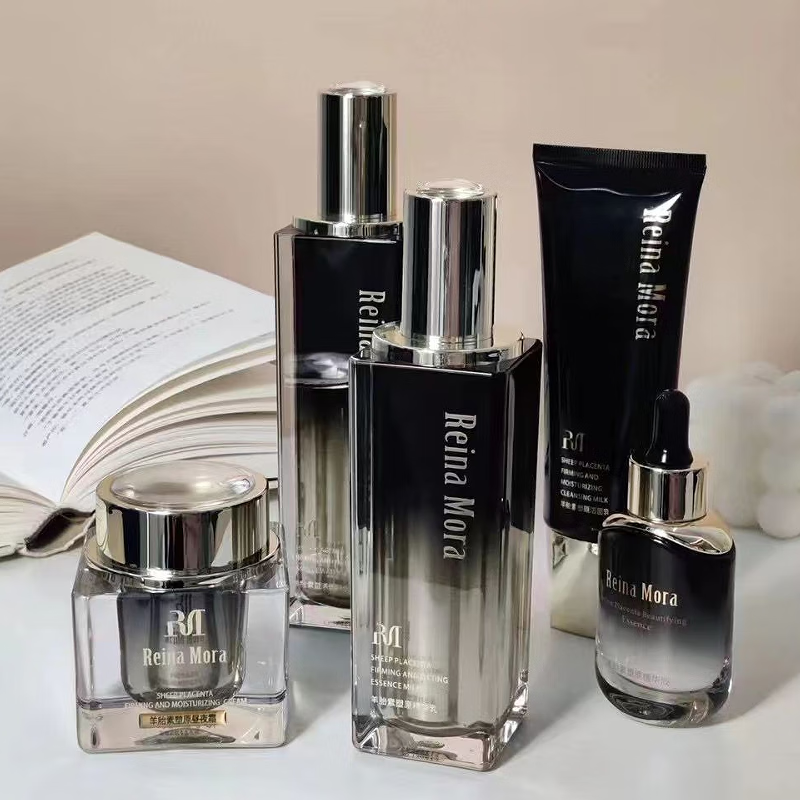 艾璐卡艾璐卡黑金芮莫拉羊胎素塑原系列 艾璐卡黑金五件套