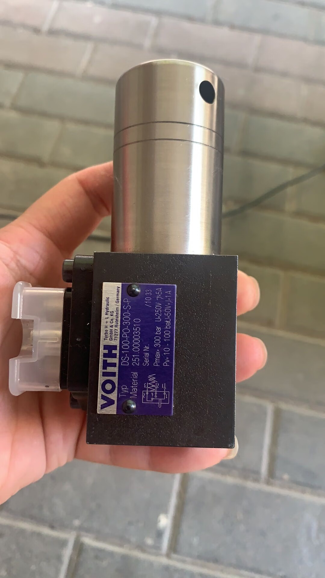 数控冲床哈雷液压压力继电器(油压检),ds-100-p0-300-s-p 全新