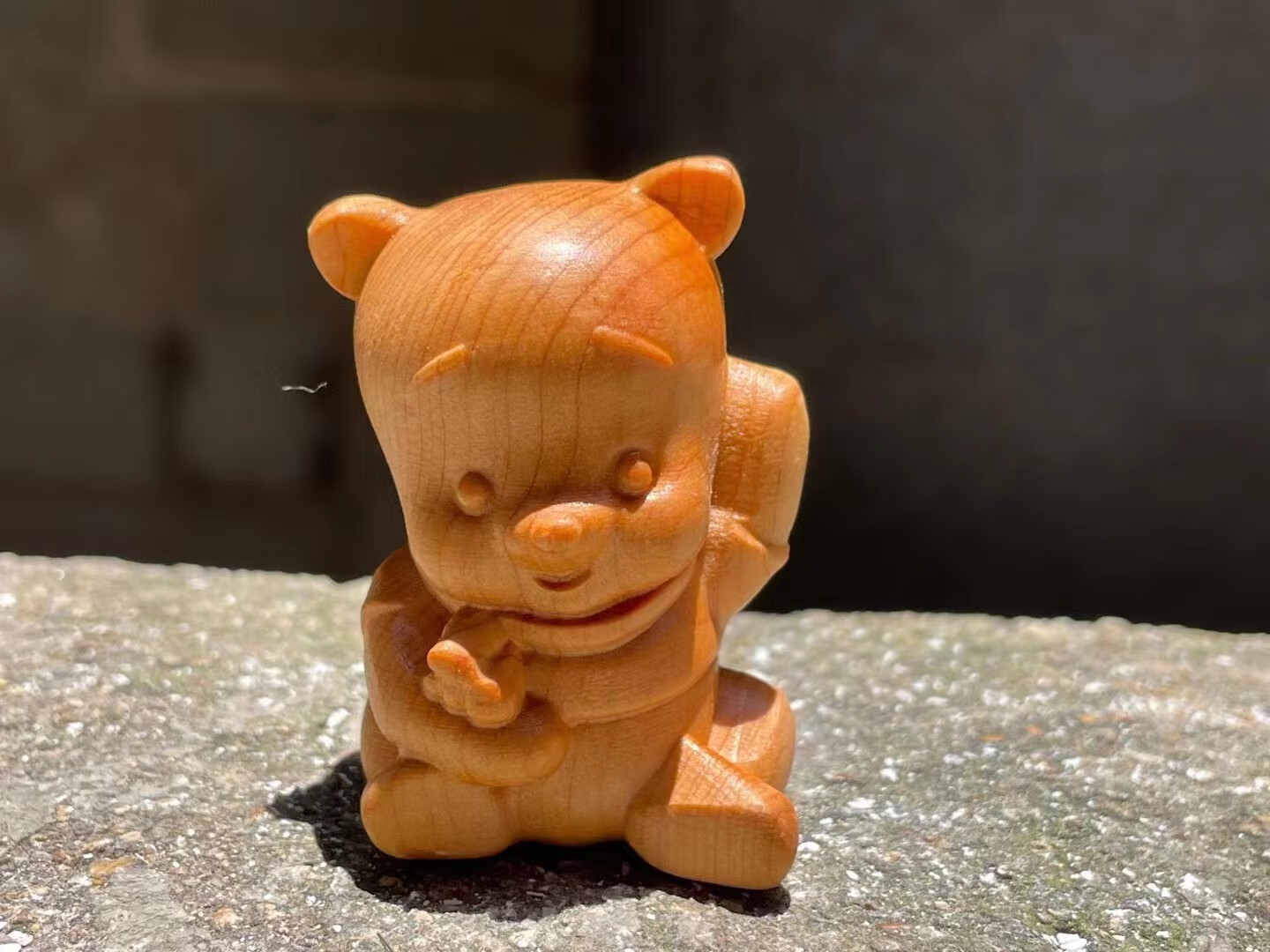 可爱萌手把件摆件创意文玩礼品木质工艺品 维尼熊 5*3.5*3.8