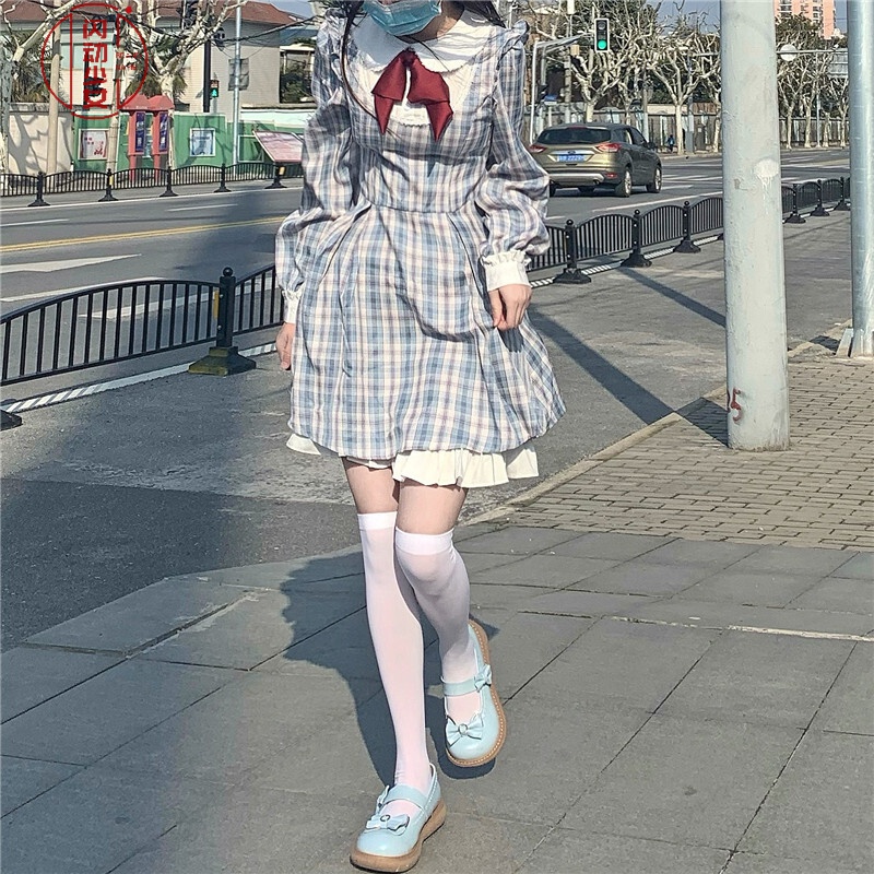 jk制服日系软妹学院风甜美可爱娃娃领长袖格子连衣裙子女春秋2021年