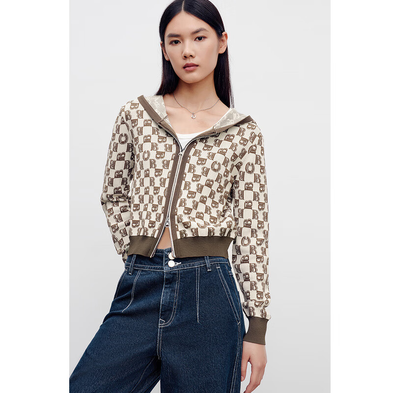 太平鸟【商场同款】女装秋季新款老花连帽线开衫A1EDD3303 棕色纹样 S