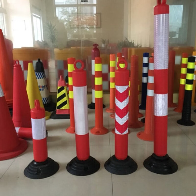 何健弓橡胶不倒翁警示柱底座反光塑料道路隔离柱路桩隔离交通橡塑防撞