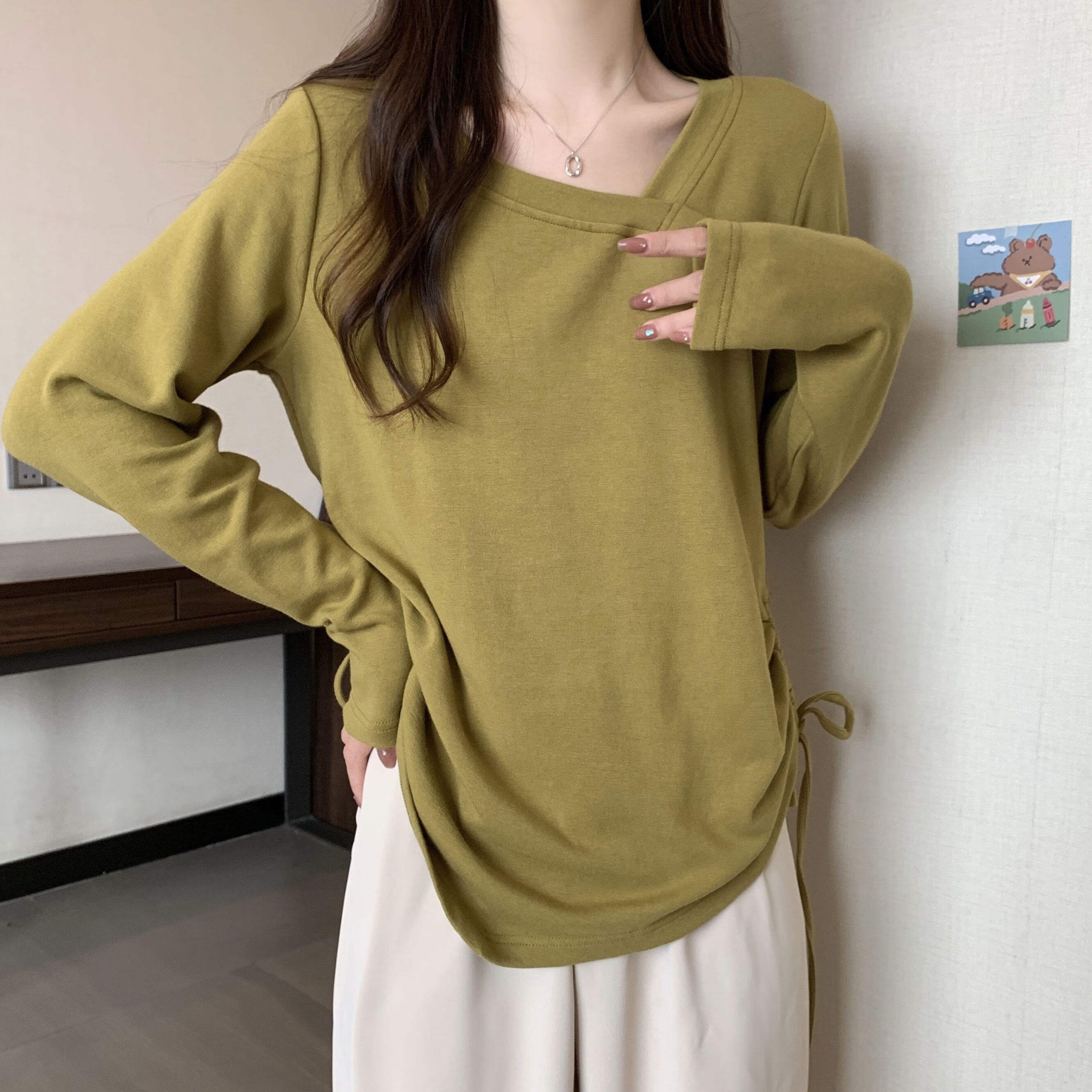 hiwish慵懒风t恤女小个子遮臀女上衣秋款大码设计感小众黑色v领长1袖