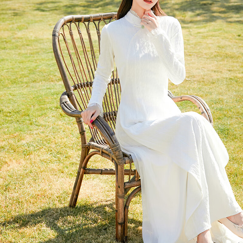 fengedun越南奥黛旗袍裙服装秋中式复古女白色上衣改良修身针织茶服长