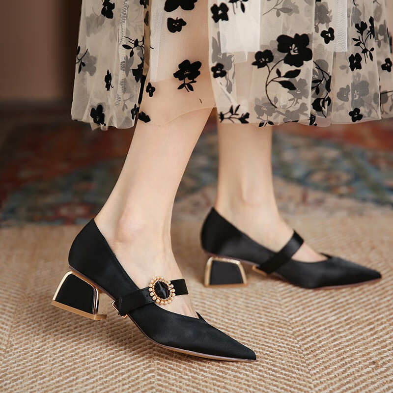 筱洛小码30-33码高跟鞋粗跟一字带宴会单鞋尖头工作大码40-43码女鞋