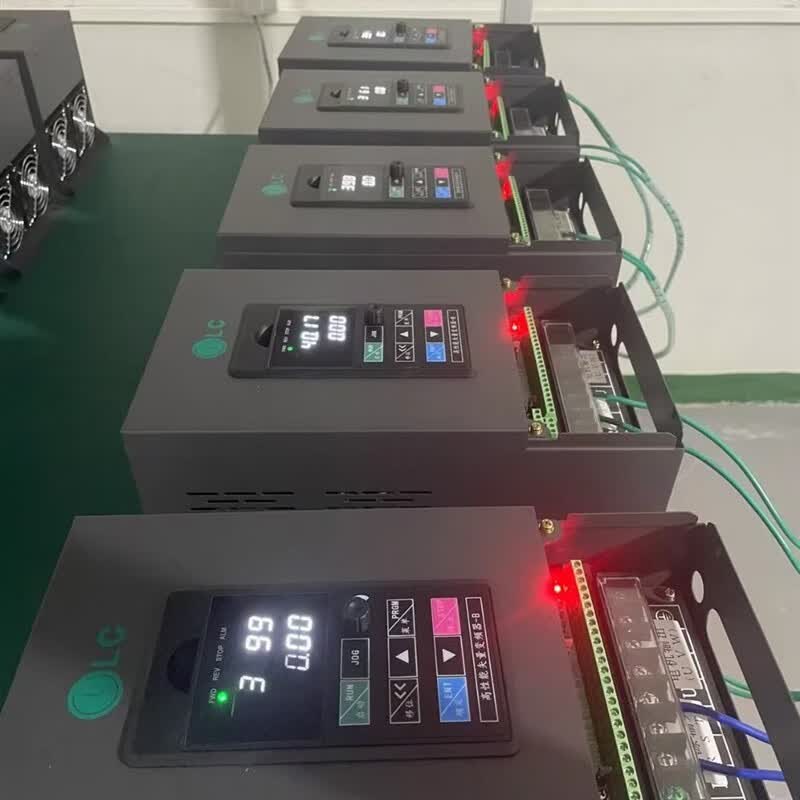 菱川变频器lcv330通用型重载变频器三相380v2.2 5.5 7.5 11 22kw 0.