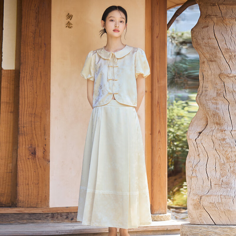 乐町乐町复古甜美新中式套装裙圆领泡泡袖改良马面裙 米白（现货） M