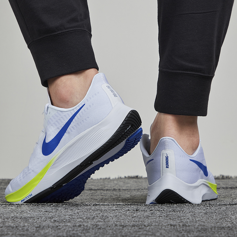 耐克官方舰店男鞋21春季新款air Zoom飞马37气垫缓震运动鞋子耐磨训练跑步鞋bq9646 Bq9646 102 39 24 5cm 虎窝购 耐克官方舰店男鞋21春季新款air Zoom飞马37气垫缓震运动鞋子耐磨训练跑步鞋bq9646 Bq9646 102 39 24 5cm 虎窝购