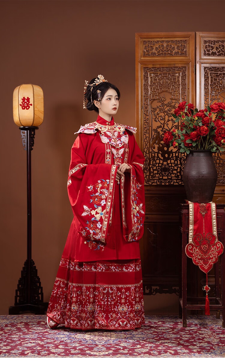 poolo mebrdon 保罗蒙巴登汉风唐韵原创重工刺绣花嫁明制婚服汉服女