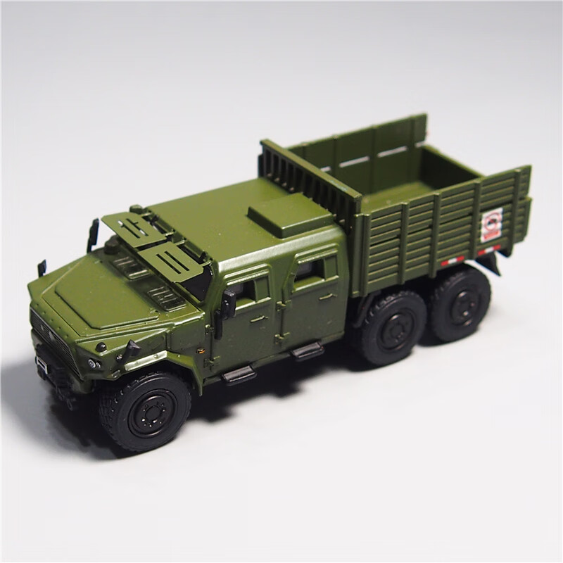 猛士装甲运输车合金模型产越野突击车仿真摆件 1/64猛士gsk181运输车