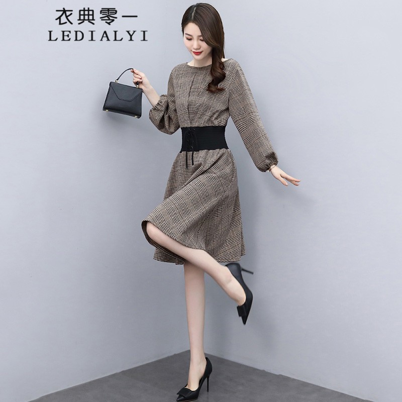 衣典零一连衣裙2021春装新款春季女装春秋时尚气质韩版遮肚子显瘦女士