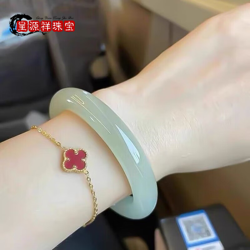 和田玉手镯十大品牌排行榜：这10款工艺精湛、典雅大方，彰显您的独特品位-图片10