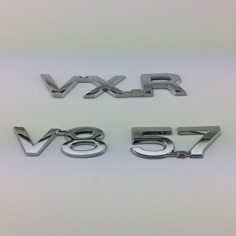 环罗丰田陆地巡洋舰兰德酷路泽车标英文字母标志后尾箱贴标 v8