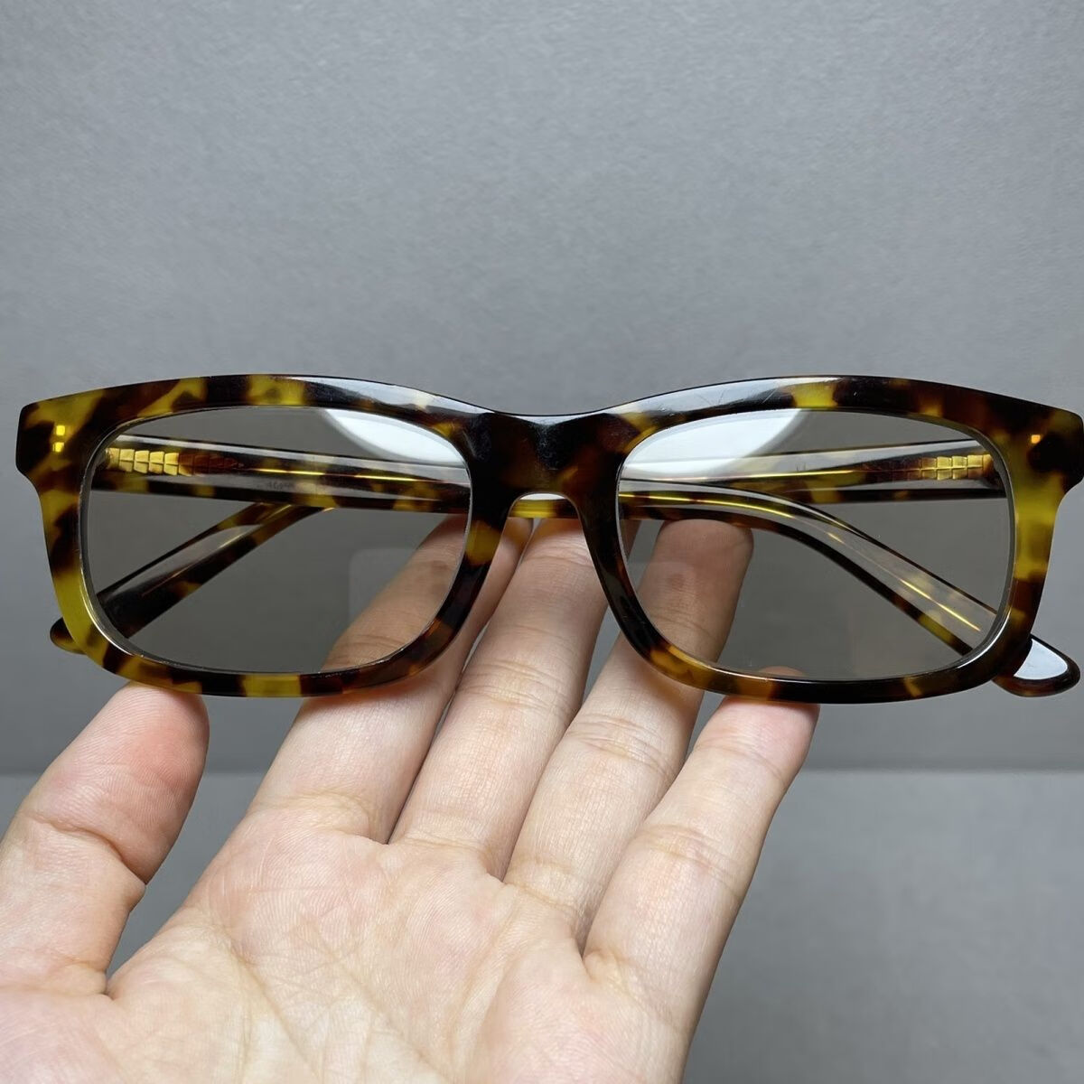 高档时尚玳瑁色框搭配高清老料茶水晶石头镜片纯天然石头镜62*42m