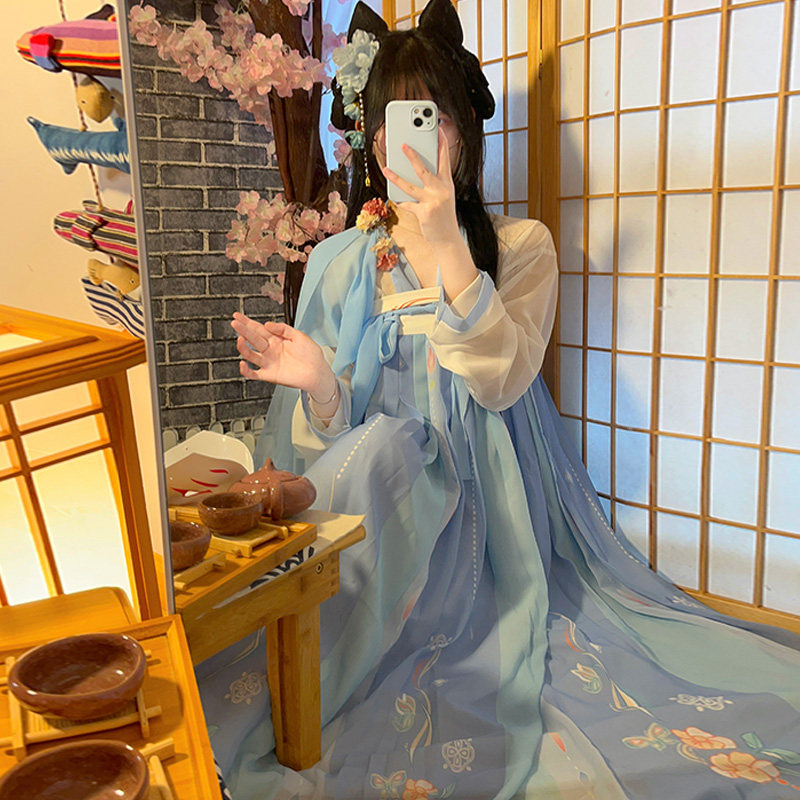 云翔四海汉服女仙气花小衣原创汉服女烛绣颜唐制齐胸