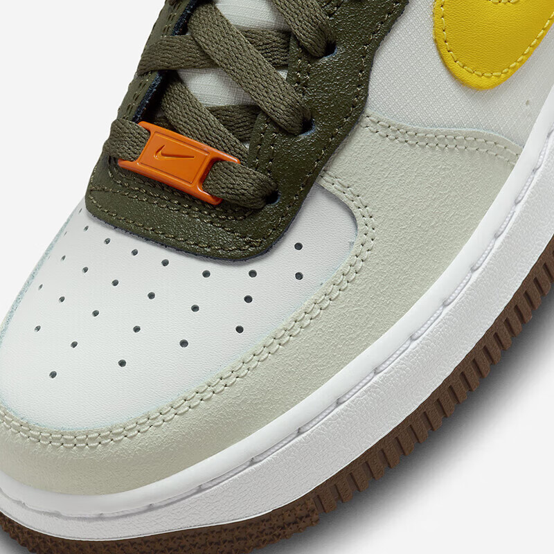 NIKE 耐克男女空军一号休闲板鞋AIR FORCE 1青少年运动滑板鞋 FV3647-171 35.5码