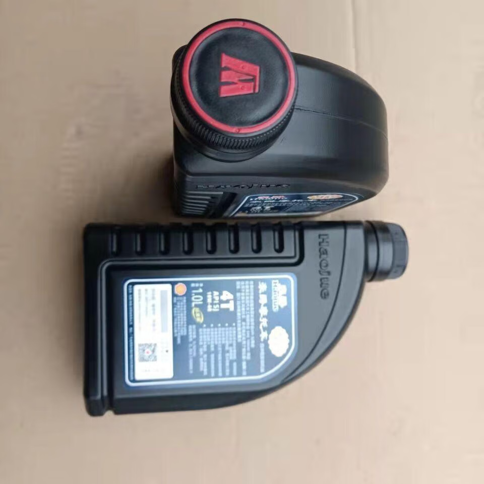 zihu豪爵豪爵摩托车机油125原厂铃木150踏板110四季通用4t原装 一瓶红