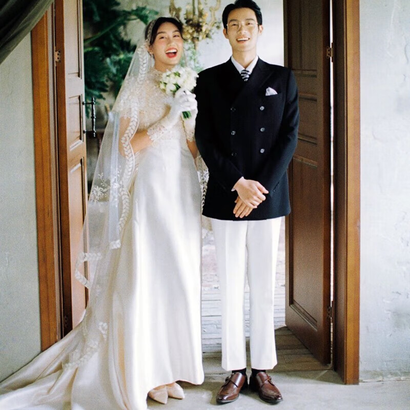 华诺妃铂复古轻婚纱礼服中式改良旗袍拖尾婚纱照旅拍写真结婚迎宾出门纱女 白色 song头 L怎么样,好用不?