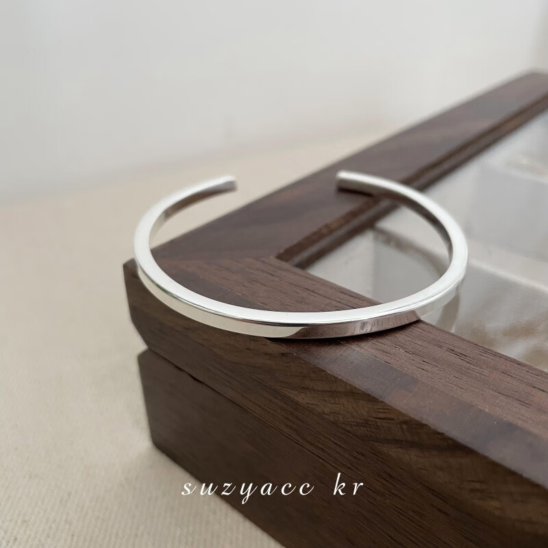 创京懿选手链小众ins设计感学生轻奢银碎银力手链ins百搭小众设 手镯