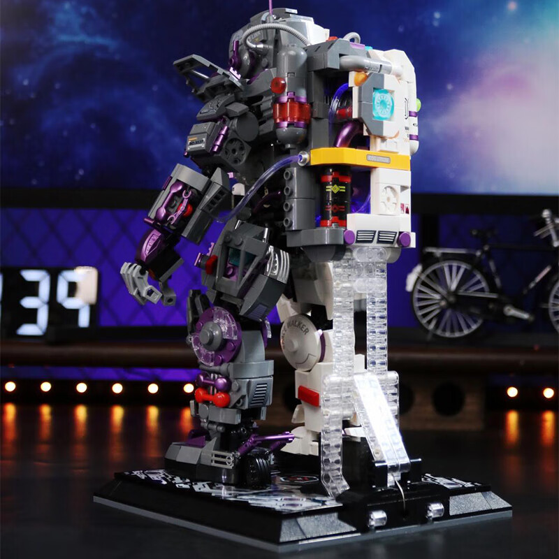 哲高积木拼装宇航员航天潮玩模型炫酷桌面摆件儿童玩具男生生日礼物 征服星辰半剖机甲宇航员1130pcs